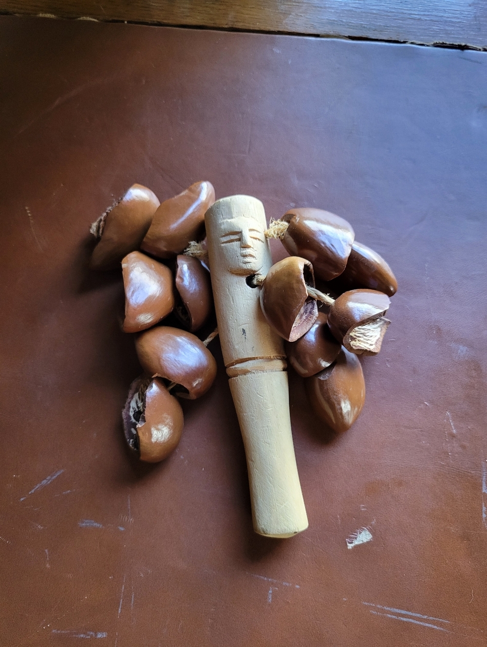 UYOT SEED STICK RATTLE